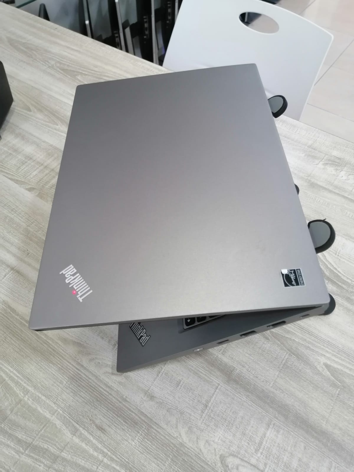 🔥 Lenovo ThinkPad L13 (Gen 1) – Potencia Compacta para el Éxito 🔥