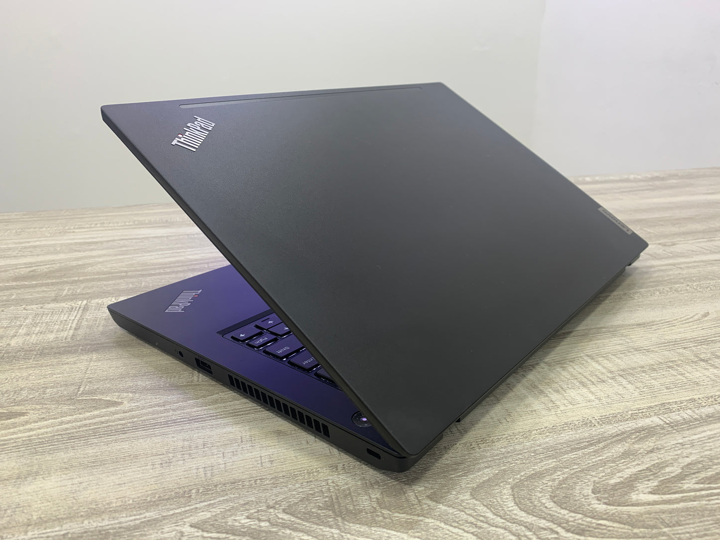 🔥 Lenovo ThinkPad L14 (Gen 1)  Rendimiento y Portabilidad para Profesionales y Estudiantes 🔥